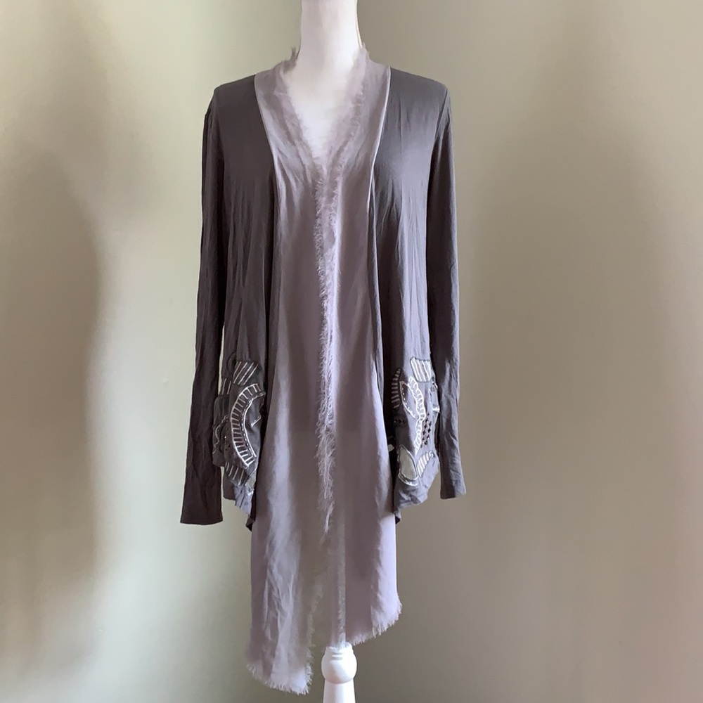 BKE BUCKLE Beaded Embroidered Cardigan
